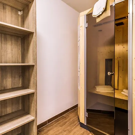 Lagovida Leuchtturm Am Stoermthaler *