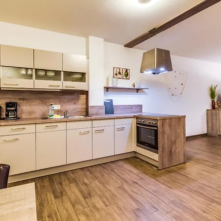 Lagovida Leuchtturm Am Stoermthaler * Grosspoesna