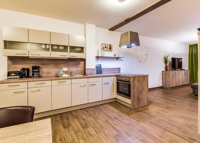 Lagovida Leuchtturm Am Stoermthaler * Grosspoesna